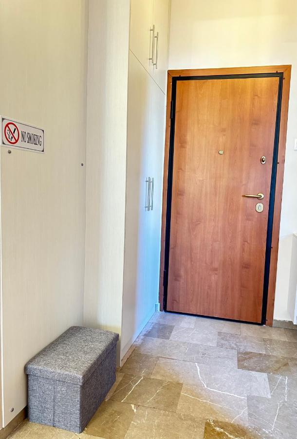 Apartment Alimos Near The Sea Exterior photo